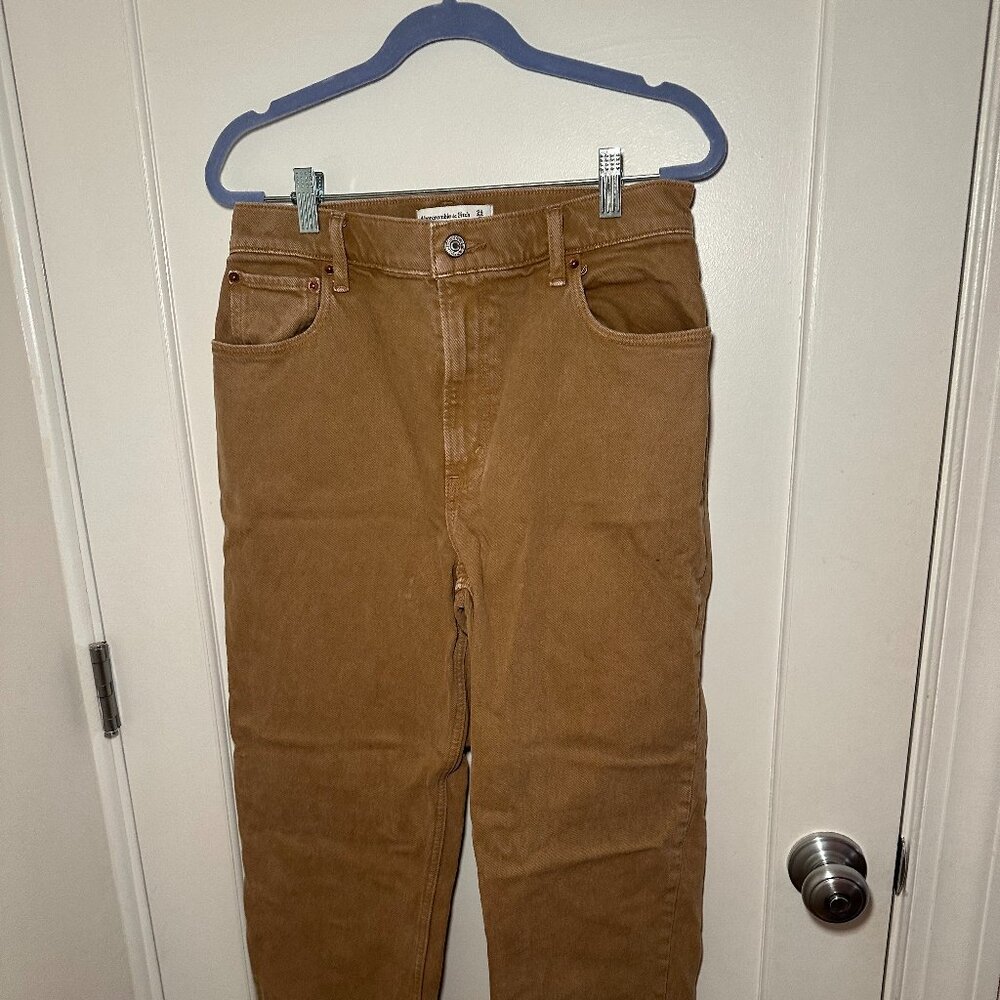 Abercrombie & Fitch Ultra High Rise 90s Straight Jean in Size 29 (8) R